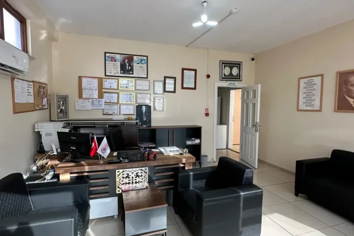 Marina Vizyon Kız Öğrenci Yurdu giriş ve danışma alanı, Yenişehir İzmit